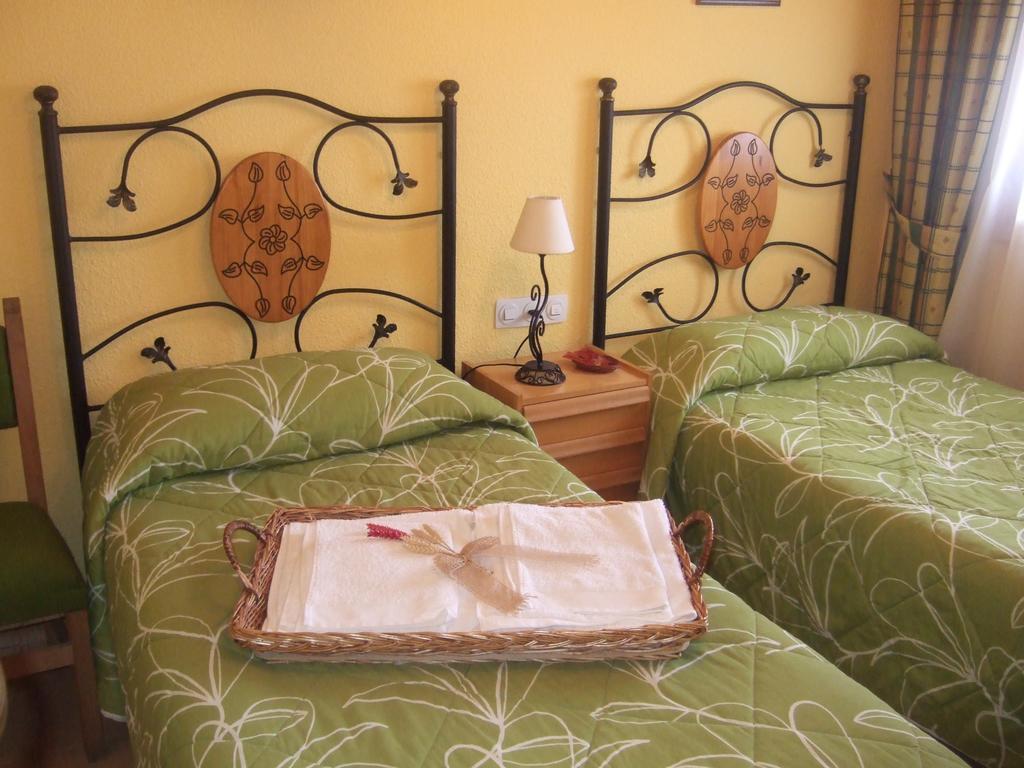 Villa Tinao De Gredos Barajas de Gredos Habitación foto